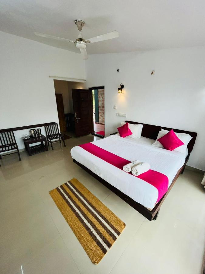 Red Stone Villas Coorg Madikeri Exteriör bild